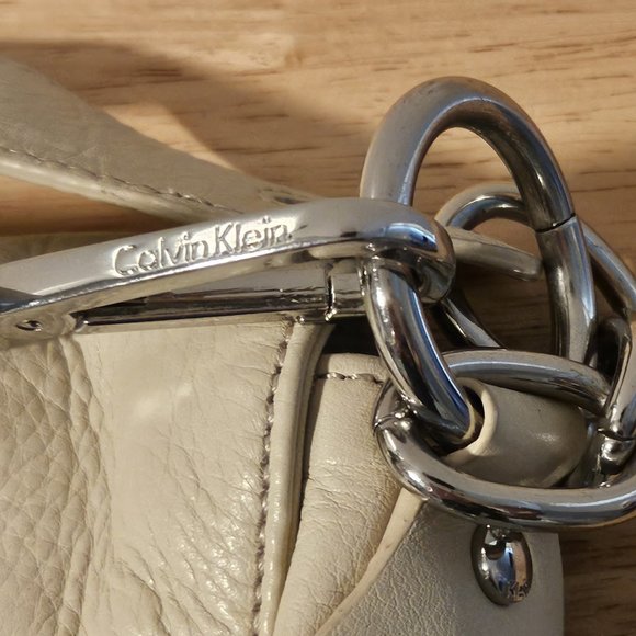Calvin Klein Leather Crossbody Bag Purse 2 Straps Silver Hardware Cream Colored - Picture 4 of 6